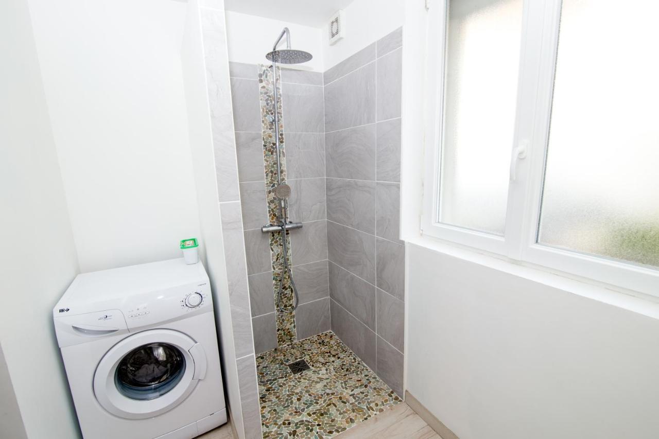 Coeur De Ville I 50M² I Netflix I Lit Queen Size Sens Exterior photo